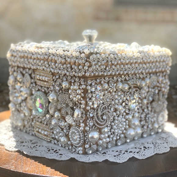 Frosted in Gems Keepsake Box - Picture 7 of 12